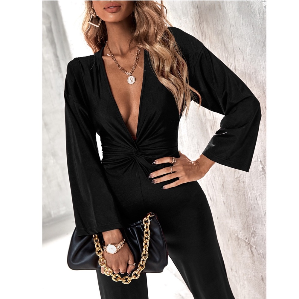 Twist Front Plunging V Black Jumpsuit - Picture 3 of 7
